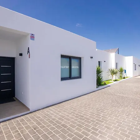 Sea Breeze Lapa And Claca Villa Playa Blanca (Lanzarote)