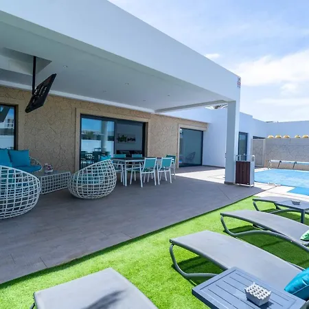 Sea Breeze Lapa And Claca Villa Playa Blanca (Lanzarote)